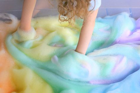 The benefits of sensory play + 30 activities Fun Activities To Do, Afterschool Activities, Toddler Fun, Sensory Activities, Activities To Do, Craft Activities For Kids, Sensory Play, Business For Kids, Craft Activities