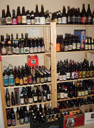 Tips for making a beer cellar in your home. http://www.frankenmuthbrewery.com/blog/brewery/making-a-beer-cellar/ Michigan Breweries, Scary Room, Brew Room, Beer Room, Beer Cellar, Beer 101, Beer Snob, Home Brewery, Beer Store