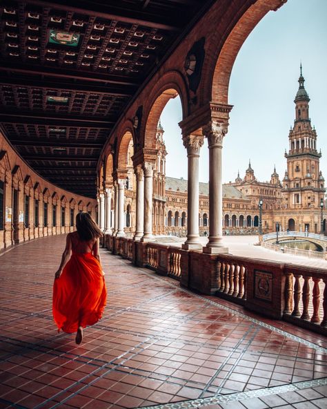 Plaza De Espana Seville Photoshoot, Spanish Buildings, Seville Itinerary, South Spain, Spain Aesthetic, Dream Trips, Sevilla Spain, Travel Spain, Seville Spain