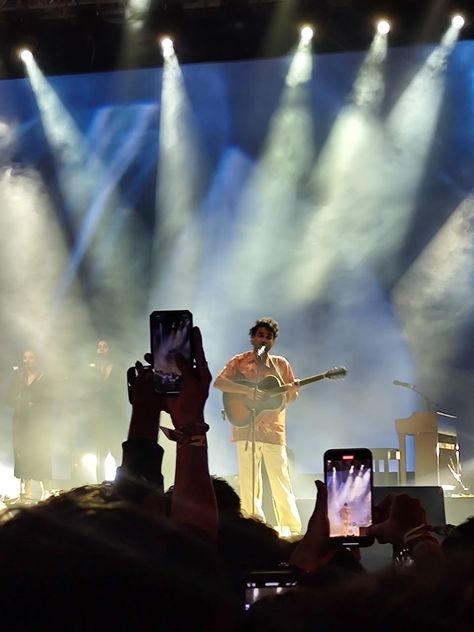 Prateek kuhad concert 🎫 Prateek Kuhad Concert Aesthetic, Prateek Kuhad Concert, Prateek Kuhad, Vision 2024, Board Pictures, Vision Board Pictures, Concert Aesthetic, Dream Concert, His Voice