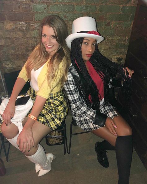 90s Fashion Plaid, Cher And Dionne Costume, Clueless Cher And Dionne, Cher Dionne, Iconic 90s Fashion, Best Friends Halloween, Native American Halloween Costume, Cher And Dionne, Clueless Costume