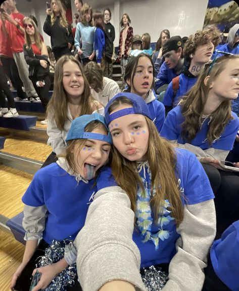 Blue highschool cheer pep rally spirit day school game day football besties Blue Aesthetic School, School Highschool, Spirit Day, Greek Week, American High School, Aesthetic School, Hard Seltzer, Spirit Week, School Pride