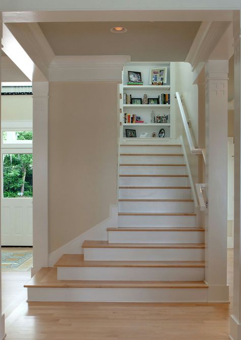 Open-bottom stairs for basement Open Staircase To Attic, Stairs To Master Suite, Open Staircase Railing Ideas, Remodelling House, Stairs Landing Design, Cabin Mudroom, Craftsman Stairs, Wide Stairs, Stairs Nook