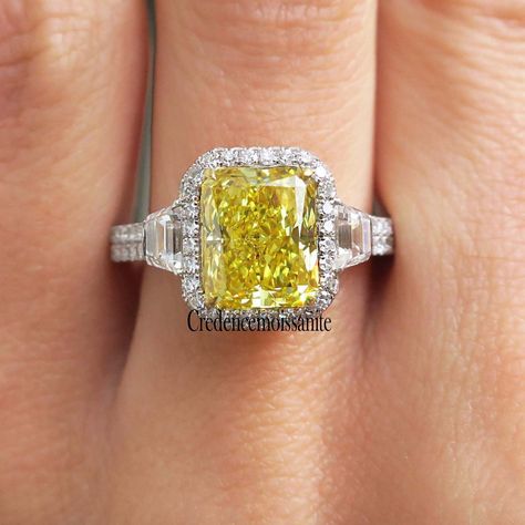 Yellow Gemstone Engagement Ring Canary Yellow Diamond Ring Halo Diamond Ring 5.50 CTW Radiant Cut Yellow Diamond Three Stone Statement Ring Canary Yellow Diamonds, Fancy Diamond Ring, Oval Cut Diamond Engagement Ring, Engagement Ring Halo, Yellow Ring, Yellow Diamond Rings, Yellow Rings, Celebrity Engagement Rings, Ring Halo