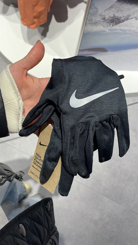 Nike Gloves, Air Jordan Shoes, Jordan Shoes, Air Jordan, Air Jordans, Jordan, Gloves, Nike, Photo And Video