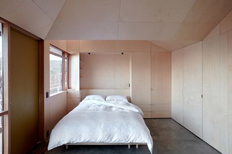 In a tiny 26m2 studio apartment, architects Liz Walsh and Alex Nielsen have created a space that at first appears strikingly simply, yet which gradually unfolds like an intricate jewelry box to reveal its full complexity.  #TheBaeTAS as the project is known, exemplifies the architects’ approach of ‘doing more with less’, combining a pared-back material palette with cleverly integrated joinery and services to provide all the necessary functionality while staying true to the qualities of calmness. Pitched Ceiling, Oak Floorboards, Victorian Terraced House, Plywood Sheets, Victorian Terrace, Tiny House Movement, Tiny Apartment, Loft Spaces, Small Space Living