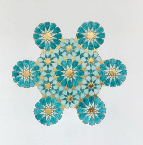 Lynn Hanford-Day on Instagram: "SOLD! This gorgeous pattern that combines 9 and 12 fold rosettes has found its forever home. Painted with verdigris ink from @londonpigment with verdigris paint and finished with 24 carat gold leaf. The pattern was taught by @richardhenryart from @artofislamicpattern Details of available art for sale and how to arrange a commission are on my website. Link in bio." Rosette Pattern, Islamic Pattern, Forever Home, Website Link, Geometric Art, Gold Leaf, My Website, Art For Sale, Link In Bio