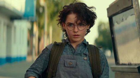 Phoebe Spengler, Ghostbusters Characters, Ernie Hudson, Tomboy Hairstyles, Ghostbusters Movie, Mckenna Grace, Blues Brothers, Ghost Busters, Curly Hair Cuts