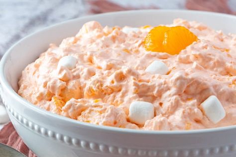 Orange Fluff Salad with Mandarin Oranges and Cottage Cheese Orange Fluff Dessert, Orange Recipes Dessert, Orange Jello Salads, Orange Fluff, Fluff Salad Recipes, Queso Cottage, Fluff Salad, Citrus Desserts, Orange Jello