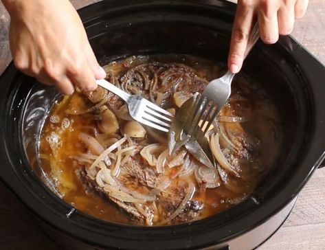 Pour beer on top of beef roast & end up with pure comfort party food Beer Roast Crockpot, Chuck Roast Crock Pot Recipes, Sliders Recipes Beef, Pot Roast Crock Pot Recipes, Sirloin Tip Roast, Beef Dinners, Beef Sliders, Cooking With Beer, Sunday Dinner Recipes