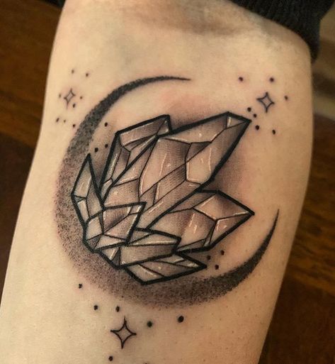 Black Crystal Tattoo, Crystals Tattoo Ideas, Gap Filler Tattoo, Florida Tattoos, Crystal Tattoo, Tattoo Shading, Crystal Pen, Magic Tattoo, Easy Doodles