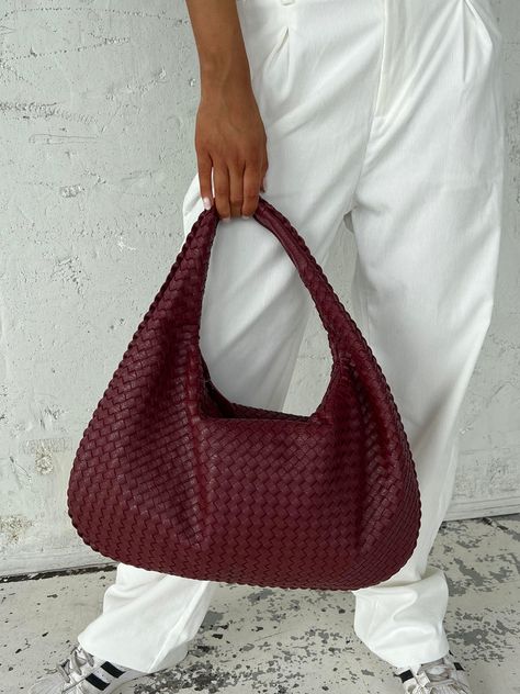 Everyday Leather Bag, Stylish Leather Bags, Dumpling Bag, Red Tote Bag, Everyday Tote Bag, Red Tote, Vegan Leather Bag, Everyday Tote, Small Accessories