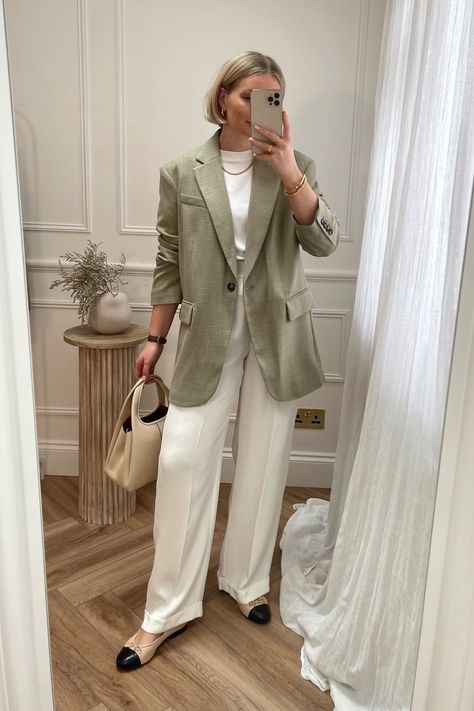 Oversized blazer - Light khaki … curated on LTK Linen Blazer Outfit, Light Blazer, Woman Clothes, Blazer Outfit, Green Blazer, Silk Trousers, Ballet Pumps, Oversized Blazer, Blazer Outfits