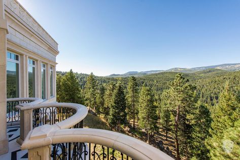 The Largest Residential Undertaking In Evergreen in Evergreen, CO, United States for sale on JamesEdition Outdoor Dog Runs, Evergreen Colorado, Chateau Style, Indoor Outdoor Pool, Luxury House Interior Design, Biltmore Estate, The Rockies, Luxury Estate, Luxury Homes Interior