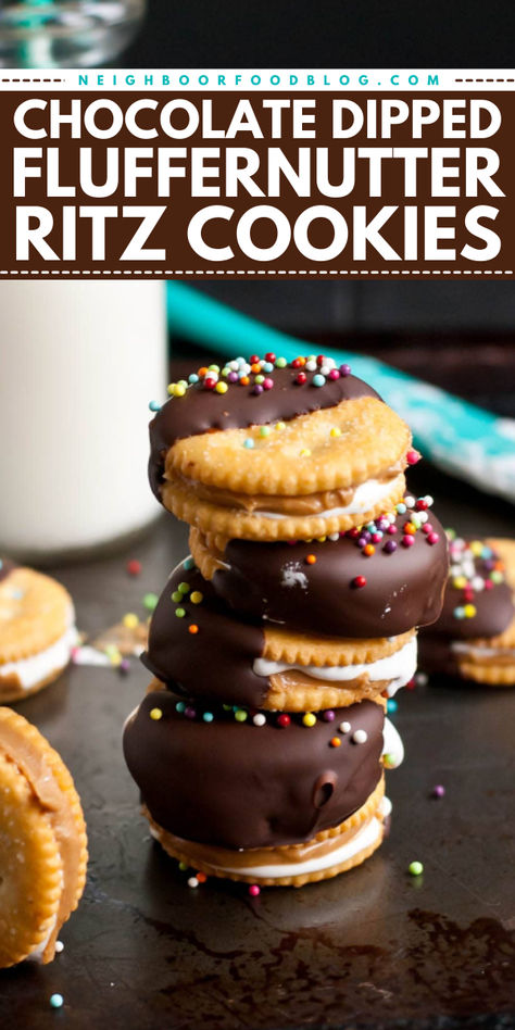 Try these simple buttery chocolate-dipped Ritz crackers for the perfect holiday treat! These sweet and crunchy Ritz cracker cookies are an easy Christmas cookie filled with marshmallow fluff. Save this must-try recipe for your Christmas dessert ideas. Quick Easy Christmas Treats, Ritz Cracker Dessert, Ritz Cracker Cookies, Ritz Cookies, Christmas Dessert Ideas, Christmas Snacks Easy, Christmas Finger Foods, Ritz Cracker Recipes, Christmas Appetizers Easy