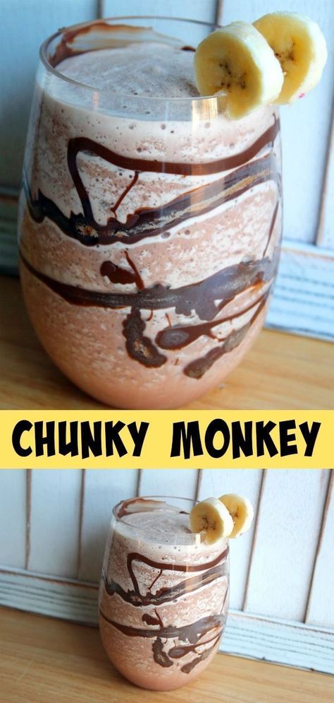 Chunky Monkey Cocktail - Both Dairy and Vegan Versions included! #chunkymonkey #cocktails #drinks Chocolate Monkey Alcohol Drink, Dirty Monkey Drink Recipe, Monkey Cocktail, Chunky Monkey Smoothie, Grumpy Monkey, Ice Chocolate, Vegan Cocktails, Monkey Coffee, Vegan Drinks Recipes