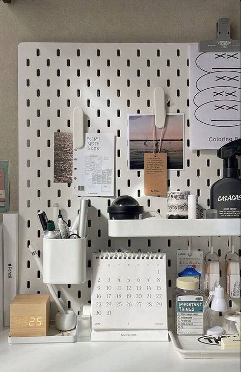 28 Great Pegboard Organization And Design Ideas Ikea Desk Pegboard Ideas, Desk Ideas Pegboard, Pegboard Office Ideas, Home Office Pegboard Ideas, Pegboard Above Desk, Ikea Skadis Pegboard Ideas Office, Pegboard Study Table, Ikea Desk Pegboard, Peg Boards Ideas