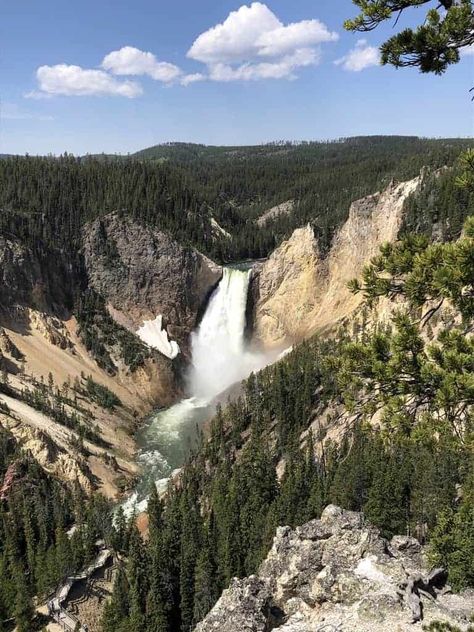 Canyon Village & the Grand Canyon of the Yellowstone - We're in the Rockies Canyon Village Yellowstone, Yellowstone Super Volcano, Old Faithful Yellowstone, Yellowstone National Park Old Faithful, Yellowstone River, Visit Yellowstone, Lodge Cabin, Bear Spray, The Rockies