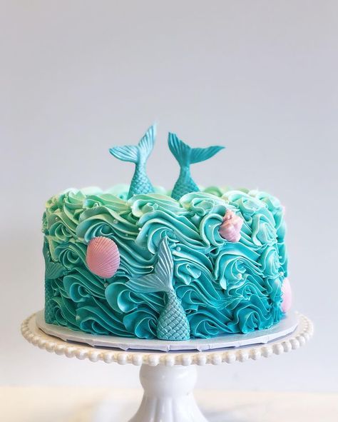 Mermaid Cake Buttercream, Toddler Birthday Cakes, Sea Cake, Mermaid Birthday Decorations, Teen Cakes, Mermaid Birthday Cakes, Sea Cakes, Cake Buttercream, Pirate Cake