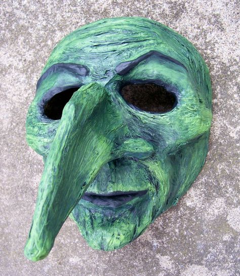 Witch Mask by Mary Anne the Contrarian Diy Halloween Mask Paper Mache, Paper Mache Halloween Mask, Witch Mask Diy, Paper Mache Mask Ideas, Witch Mask, Alien Mask, Diy Halloween Witch, Diy Halloween Masks, Creepy Masks