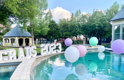 Pool Balloons, Graduation Parties, Grad Party, Grad Parties, Graduation Party, Creative Ideas, Party Ideas, Balloons, Pool