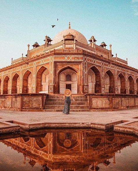 Couples Travel Photography, Girls Trip Destinations, Delhi Tourism, Humayun’s Tomb, Historical India, Get Paid To Travel, Paid To Travel, Humayun's Tomb, Delhi Travel