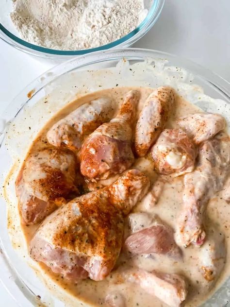 Perfectly seasoned flour coats buttermilk soaked chicken for that "old fashioned just like grandma made" homemade fried chicken we all love to eat. Yes, you CAN make it just like grandma! This Easy Buttermilk Fried Chicken recipe will become a family favorite! #buttermilkfriedchicken #Friedchicken Fried Chicken With Flour, Easy Buttermilk Fried Chicken, Fried Chicken Recipe Buttermilk, Southern Buttermilk Fried Chicken, Buttermilk Fried Chicken Recipe, Buttermilk Oven Fried Chicken, Fried Chicken Seasoning, Chicken Seasoning Recipes, Good Fried Chicken