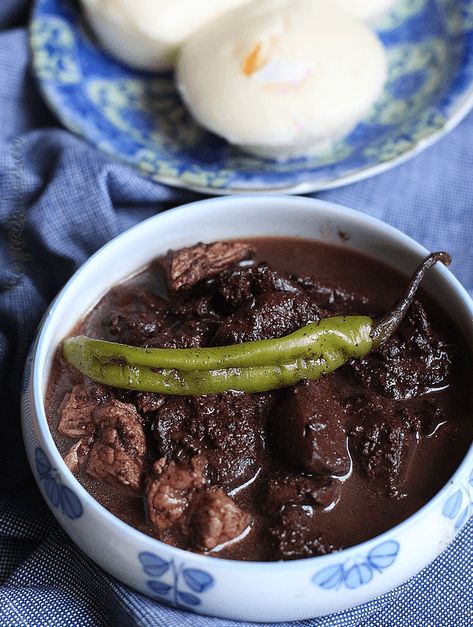 Rich and savory Dinuguan paired with warm and soft puto -- Pinoy comfort food at its best.... Dinuguan Recipe, Sugar Free Strawberry Cheesecake, Philippine Cuisine, Peach Kitchen, Filipino Dish, Philippines Food, Pork Stew, Asian Street Food, Pinoy Food