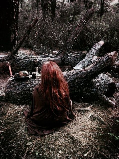 The ginger | The North Realm Witch Craft, Fantasy Magic, Lily Evans, Long Red Hair, Season Of The Witch, Witchy Woman, Long Red, Auburn, Redheads