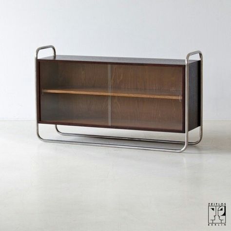 Bauhaus Furniture Design, Modern Bauhaus, Bauhaus Furniture, Timeless Interior, Iconic Furniture, Bauhaus Style, Glass Furniture, Steel Furniture, Furniture Details