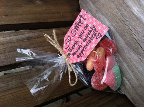 A sweet treat...gift, favour or token of appreciation! Diy Token Gift Ideas, Tokens Of Appreciation Ideas, Thank You To Parents, Treat Gift, Sweet Treat, Sweet Treats, Takeout Container, Party Ideas, Gifts