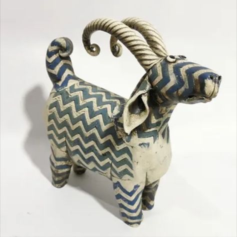 Fiona Tunnicliffe Goat Sculpture Goat Clay Sculpture, Goat Sculpture, Animal Pots, Goat Face, Goat Horns, Ceramic Art Sculpture, Pottery Animals, Pottery Handbuilding, A Goat