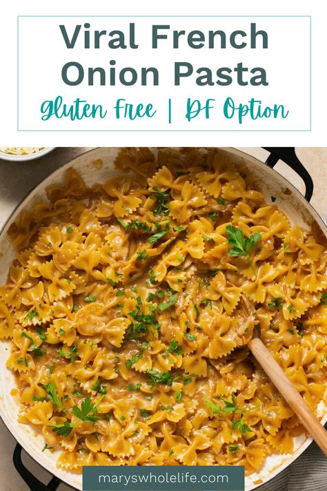 Gluten Free Tik Tok Recipes, Gluten Free One Pot Pasta, One Pot Gluten Free Pasta Recipes, French Onion Pasta Casserole, Pasta With Red Onion, Tik Tok French Onion Pasta, French Onion Soup Noodles, Viral French Onion Pasta, One Pan French Onion Soup Noodles