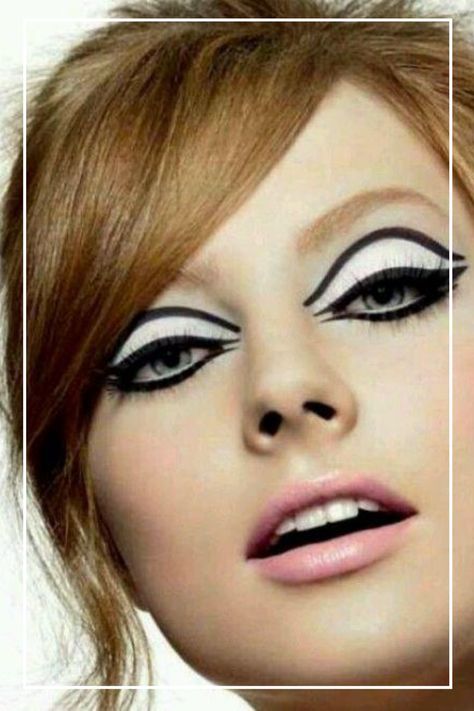 1960s Makeup Eyes, 1960 Makeup, 60s Makeup And Hair, 60s Hair And Makeup, 60s Eye Makeup, 60’s Makeup, Carnaval Make-up, Editorial Make-up, 1960s Makeup