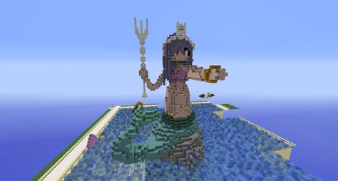 #mermaid #building #buildings #minecraft #plot #mcbuilding #minecraftbuilding #summer #summercompetition #summerbuilfings #ocean #sirena #costruzione Mermaid Statue Minecraft, Ocean Monument Base Minecraft, Minecraft Glass Dome, Minecraft Ocean Builds, Statues Minecraft, Minecraft Beach, Minecraft Decor, Minecraft Statues, Minecraft Things