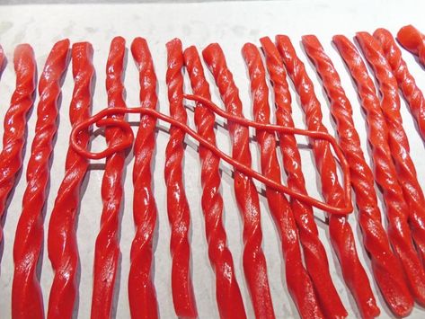 Licorice Recipe, Gluten Free Licorice, Liquorice Recipes, Graduation Desserts, Sweets Bar, Red Licorice, Aip Desserts, Ganache Recipe, Chocolate Roll