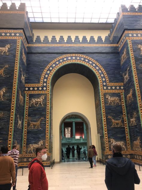 Pergamon Museum Berlin, Pergamon Museum, Barcelona Cathedral, Berlin, Louvre, Barcelona, Building, Travel