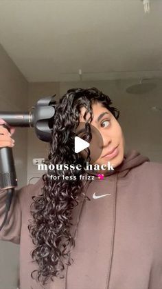 How To Apply Mousse To Curly Hair, Hairstyles For Running, Afro Hair Styling, Twist Hairstyle Kids, Mousse For Curly Hair, Hair Thickening Spray, Box Dye, Braids Styles, Men Hair Color