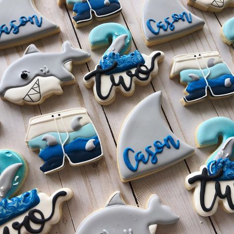 Jaws Cookies Decorated, Shark Sugar Cookies Royal Icing, Shark Cookies Decorated, Shark Birthday Cookies, Shark Sugar Cookies, Summertime Cookies, Cutout Cookie, Shark Mermaid, Baby Boy Cookies