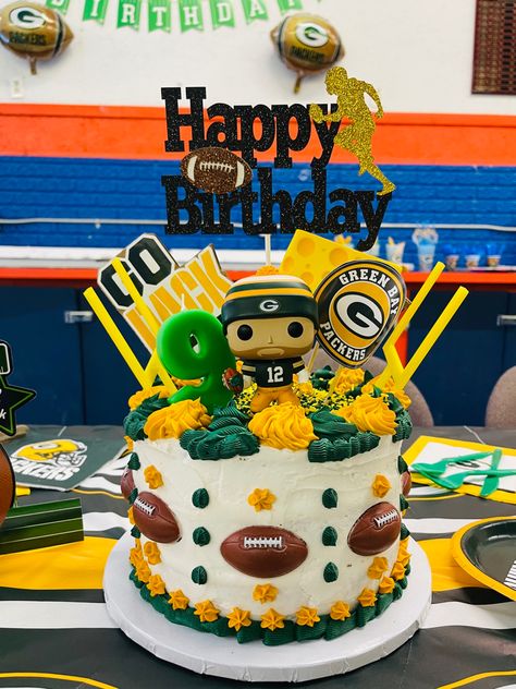 Green Bay Packers Birthday Cake, Packers Birthday Party, Greenbay Packers Cake, Green Bay Cake, Packers Birthday, Green Bay Packers Birthday, Green Bay Packers Party, Green Bay Packers Cake, Packers Cake