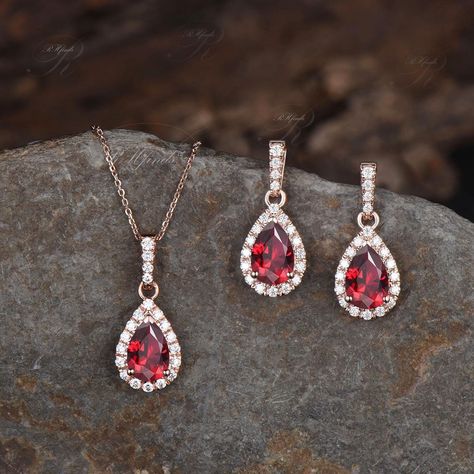 Ruby pendant set