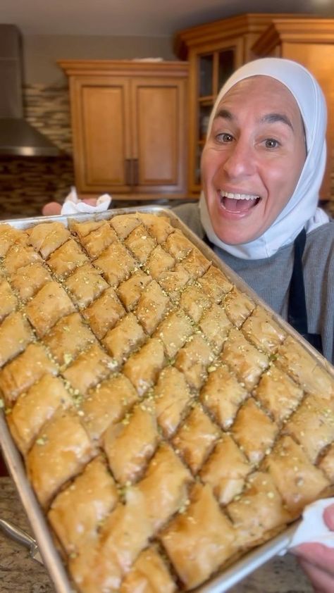 Looking for a fast easy Eid dessert or if you want something fast? Baklava doesn’t have to have ghee or butter on every sheet. My recipe is crunchy and delicious. Make sure you save it. Baklava 2 1/2 cups of chopped nuts (almonds, walnuts, or pistachios are best, or use a combination of them) 1/2 pack of phyllo dough 1 cup of ghee, melted or butter 1/3 cup of sugar 9x13 sheet pan add the ghee just enough to spread on the bottom. In the food Process the nuts until in small, even sized pieces Connie Kazan, Baklava Recipe Easy, Baklava Recipe, Lebanese Food, Sharp Knife, Phyllo Dough, Lebanese Recipes, Yummy Desserts, Baklava