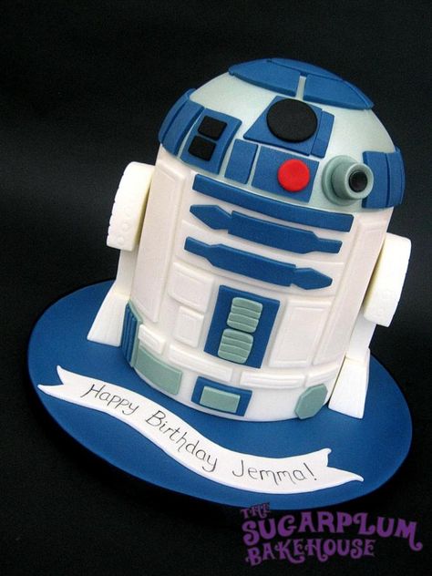 R2d2 Cake, Star Wars Cake Toppers, Birthday Cupcakes Boy, Star Wars Birthday Cake, Pear And Almond Cake, Star Wars Cake, Star Wars Birthday Party, Adult Birthday Cakes, New Cake