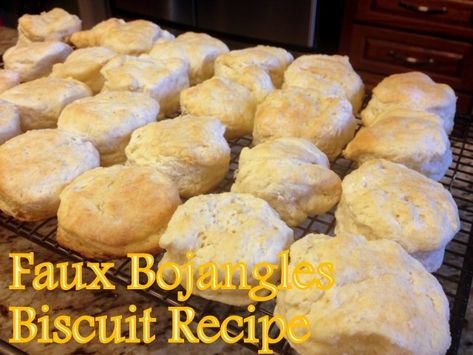 Copycat Bojangles Biscuits, Bojangles Biscuits Recipe, Bojangles Biscuits, Southern Buttermilk Biscuits, Baking Power, Southern Biscuits, Buttermilk Biscuits Recipe, Biscuit Bread, Soup Kitchen