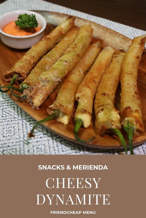 Pica Pica Food, Lumpia Wrapper, Pinoy Recipe, Plating Ideas, Oil Dressing, Cheese Pastry, Pinoy Food, School Lunch, Finger Food