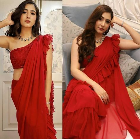 Indian Ruffle saree ideas ❤️ Red Ruffle Saree, Saree Ideas, Saree Blouse Styles, Red Kurta, Indian Outfits Lehenga, Draping Fashion, Ruffle Saree, Half Saree Designs, Saree Designs Party Wear