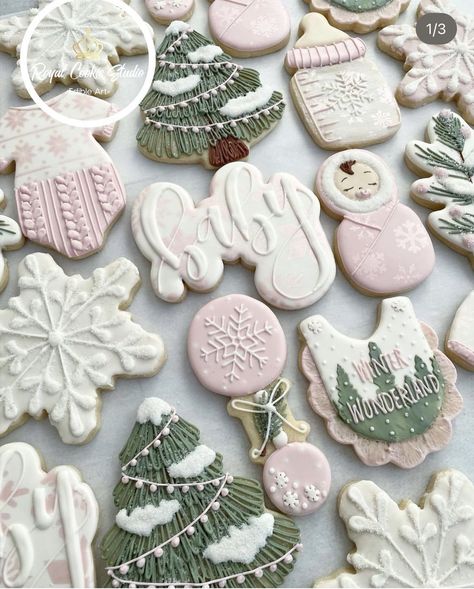 Baby Shower In January Ideas, Christmas Girl Baby Shower Ideas, Christmas Theme Baby Shower Ideas Girl, Christmas Baby Sprinkle, December Birthday Themes, Winter Wonderland Baby Shower Cookies, December Baby Shower Ideas Girl, Winter Baby Girl Shower Ideas, Winter Baby Shower Cookies