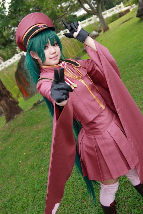 Yuu as Miku from Vocaloid Senbonzakura Senbonzakura Miku, Best Cosplay Ever, Miku Cosplay, Best Cosplay, Hatsune Miku, Vocaloid, Deviantart, Anime