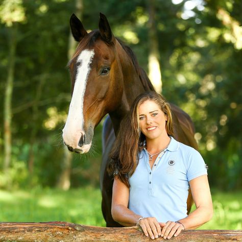 Vicki Wilson and Argo KH Kaimanawa Horses, Amanda Wilson, Wilson Sisters, Horse Photography Poses, Horse Jumps, Horse Things, Horse Equipment, All About Horses, The Sisters