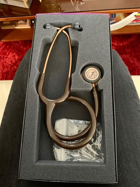 Littman Stethoscope Aesthetic, Aesthetic Stethoscope, Littmann Stethoscope Nursing, Littmann Stethoscope Aesthetic, Vet Stethoscope, Stethoscope Aesthetic, Nursing Goals, Littmann Stethoscope, Medical School Life